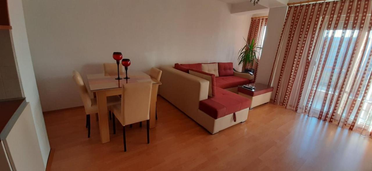 Mila Apartments Ohrid Esterno foto