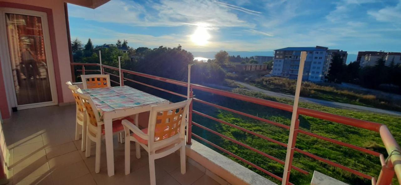 Mila Apartments Ohrid Esterno foto